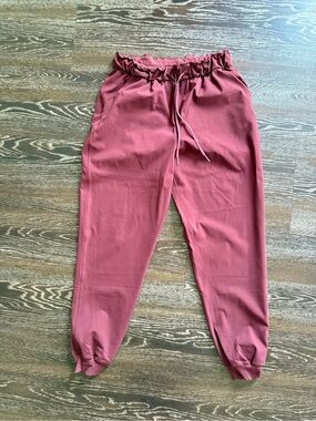 Lululemon On the Fly Joggers